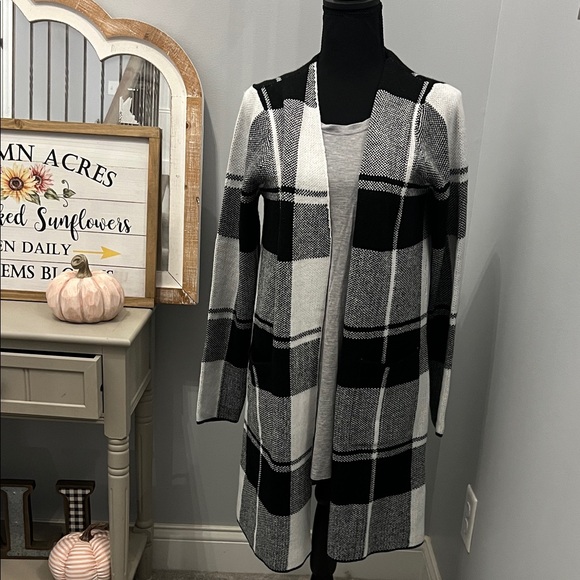Chic Plaid Open Front Cardigan - Black and White - Picture 1 of 6